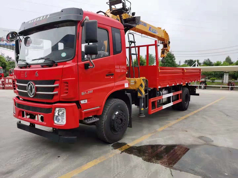 國六東風(fēng)隨專(zhuān)K5徐工8K單橋隨車(chē)吊