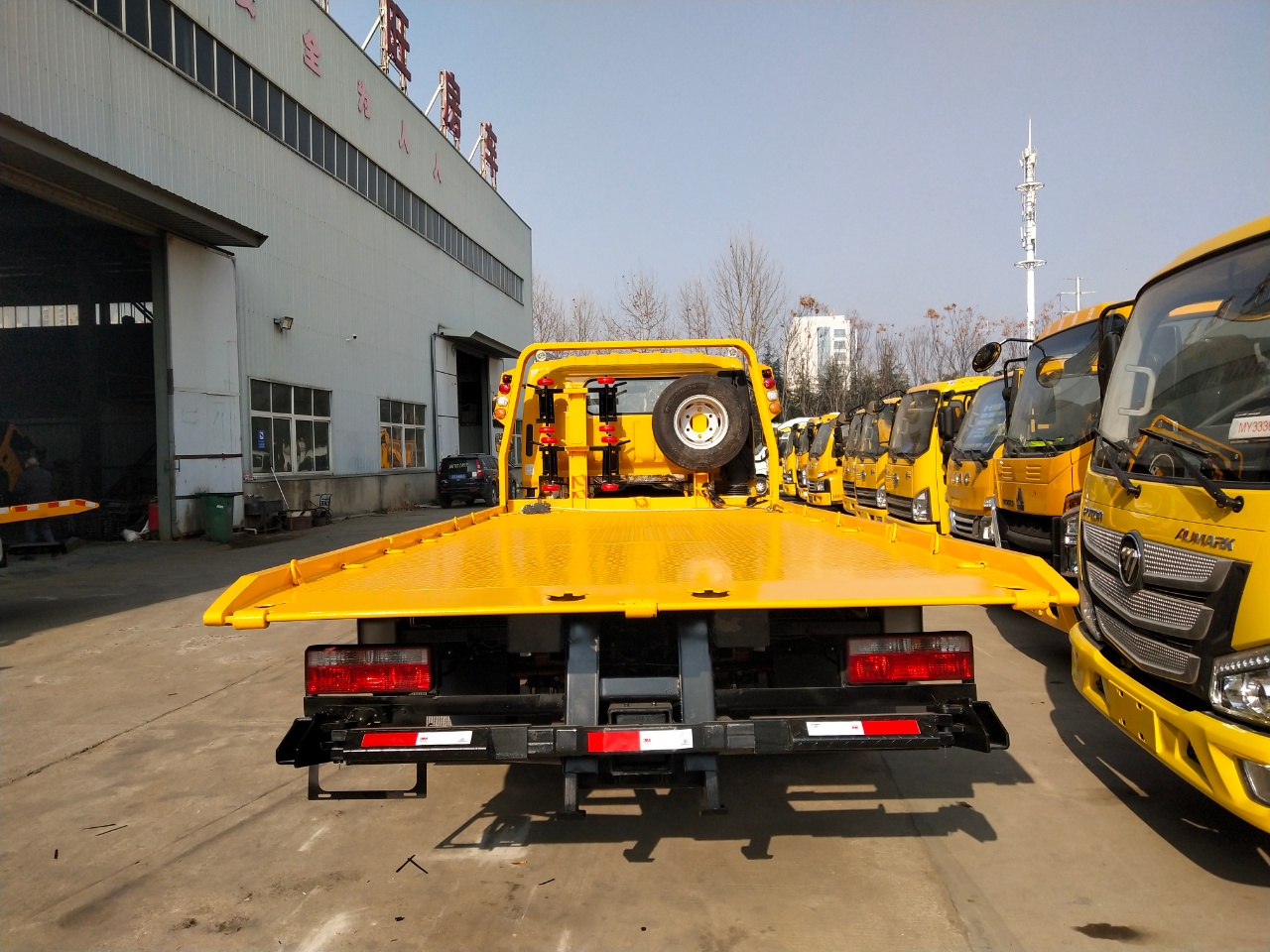 國六東風(fēng)多利卡黃牌清障車(chē)