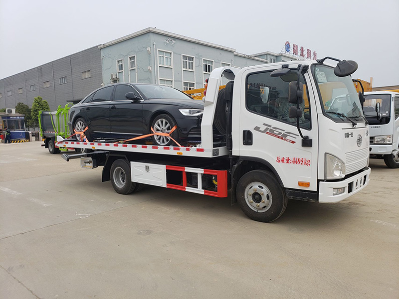 北京牌的國六藍牌解放清障車(chē)