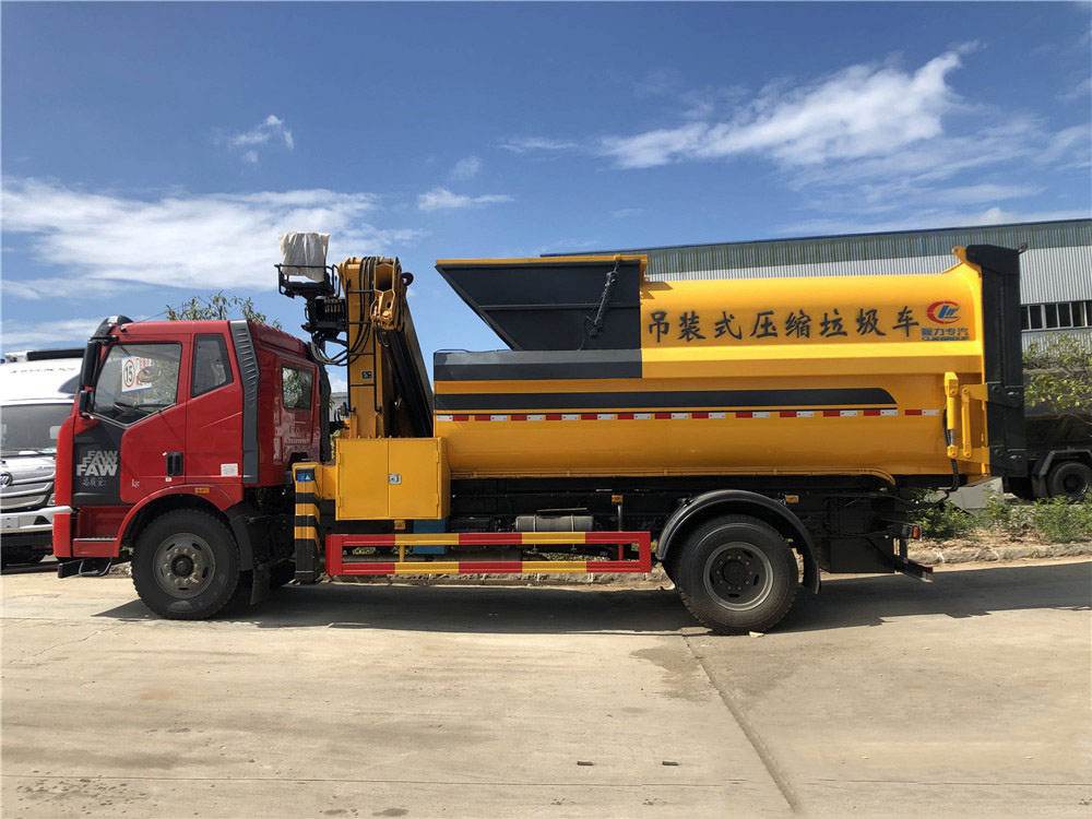 國六12方解放J6L 吊裝壓縮垃圾車(chē)