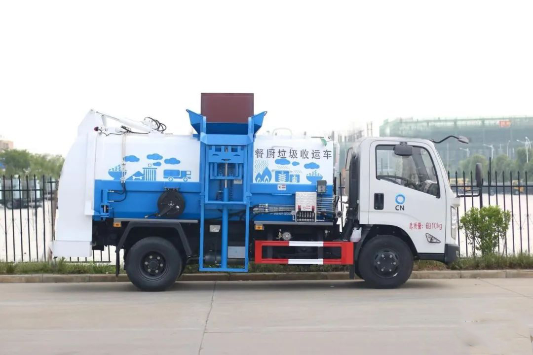 江鈴凱銳國六4.5方餐廚垃圾車(chē)