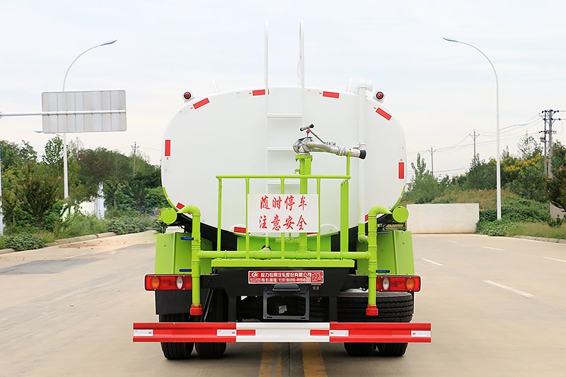國六東風(fēng)天錦 14噸 灑水車(chē)