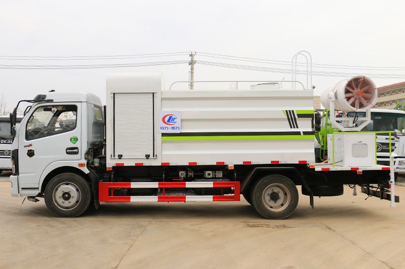 國六東風(fēng)大多利卡 8噸 抑塵車(chē)