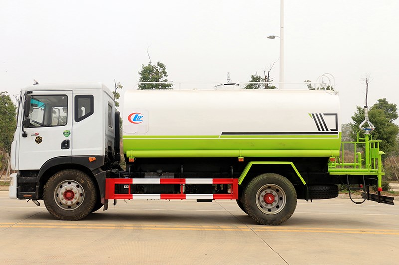 國六東風(fēng)D9 12噸14噸灑水車(chē)