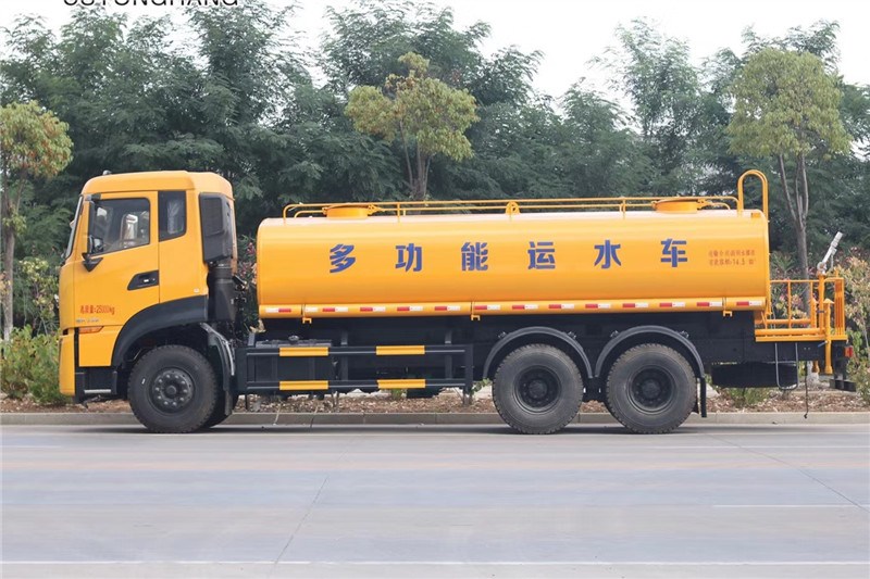 國六東風(fēng)天龍后八輪 20噸 灑水車(chē)
