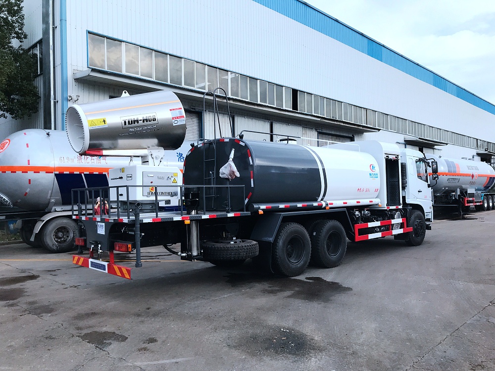 東風(fēng)專(zhuān)底D3L后雙橋抑塵車(chē)國六16立方/50-120米霧炮