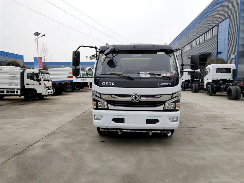 國六8方東風(fēng)D7 抑塵車(chē)30-50米