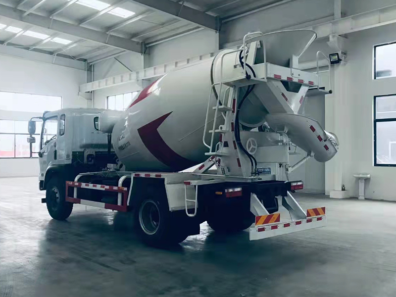 國六福瑞卡攪拌車(chē)