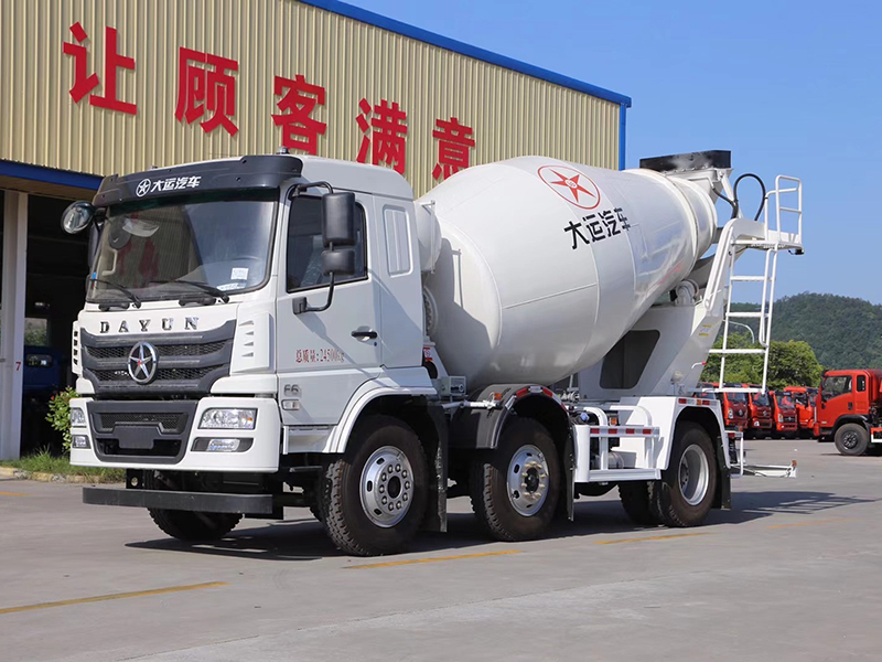 大運國六F6小三軸攪拌車(chē)