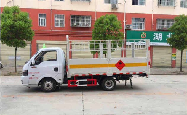 東風(fēng)途逸3米2（藍牌）氣瓶車(chē)