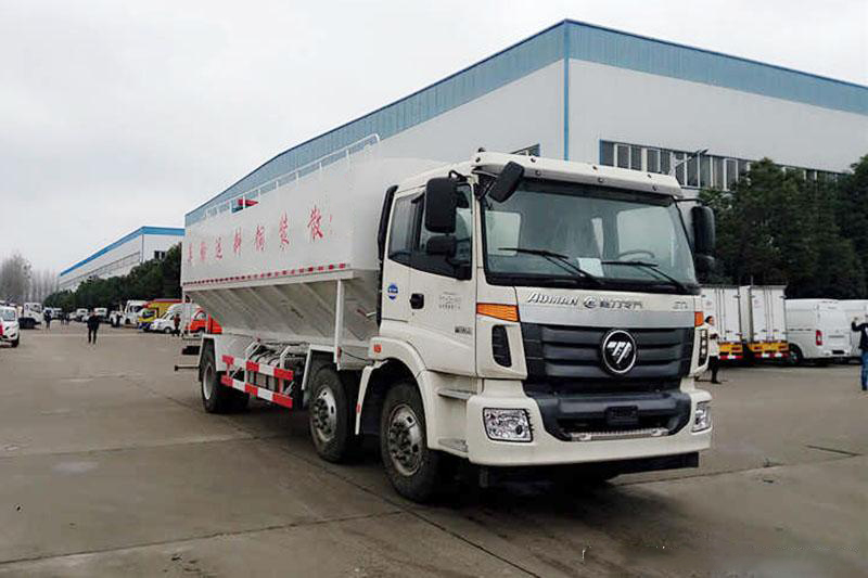 福田小三軸散裝飼料運輸車(chē)