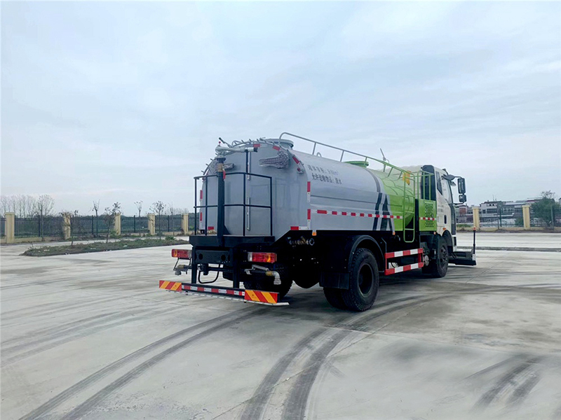 國六8立方解放J6 路面清洗車(chē)