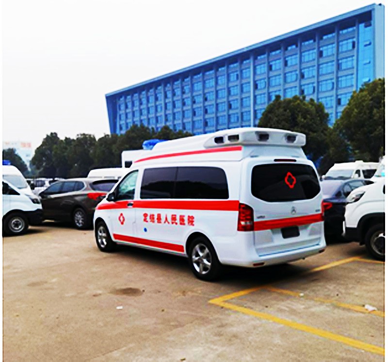 奔馳ABS一體化救護車(chē)