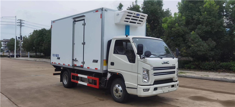 國六 江鈴順達寬體4.2米冷藏車(chē)